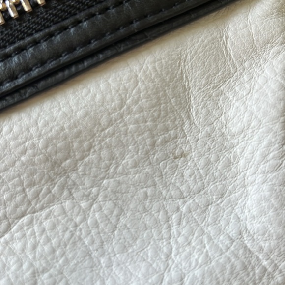 Botkier cobalt blue and white clutch - Picture 4 of 8